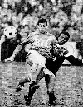 Youssef Belkebla devance Jean Tigana