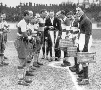 D&eacute;cembre, 1940