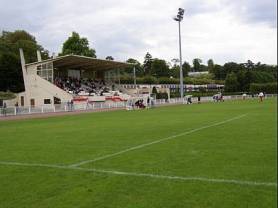Stade, Evry