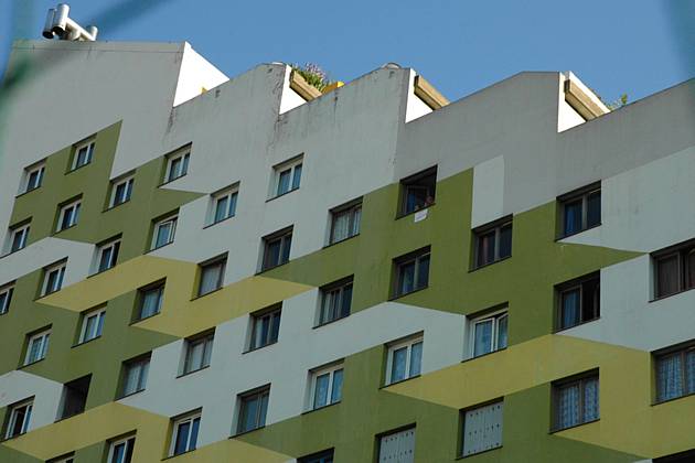 4&egrave;me tribune, Bauer