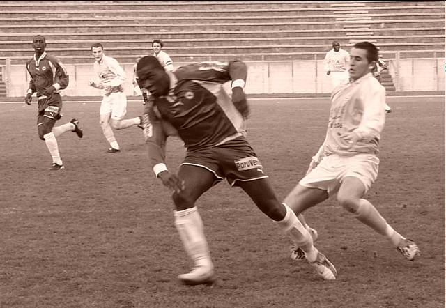 Br&eacute;tigny - Red Star