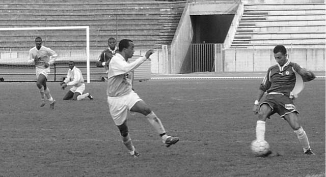 Br&eacute;tigny - Red Star