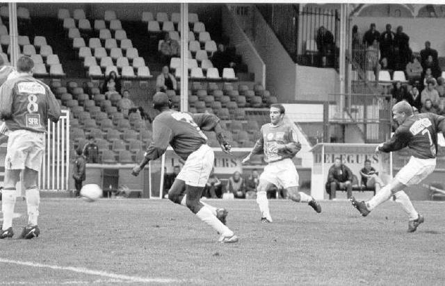 RED STAR FC 93 - FLEURY-MEROGIS