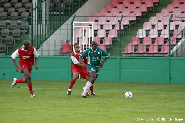 Red Star - Saint Geneviève-des-Bois