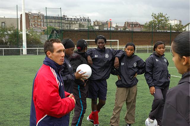 Red Star section feminine