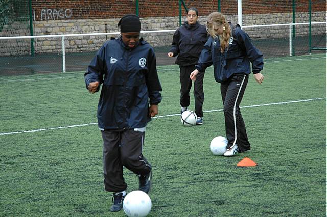 Red Star section feminine