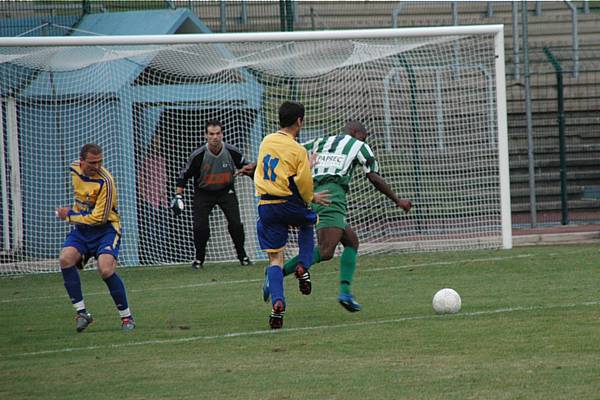 RED STAR FC 93 - ARMENTIERES