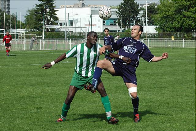 Le Mée Sports - Red Star