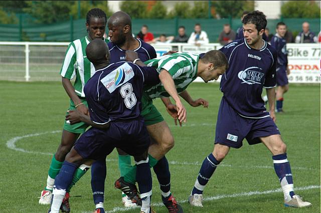 Le Mée Sports - Red Star