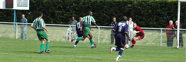 Le M&eacute;e Sports - Red Star