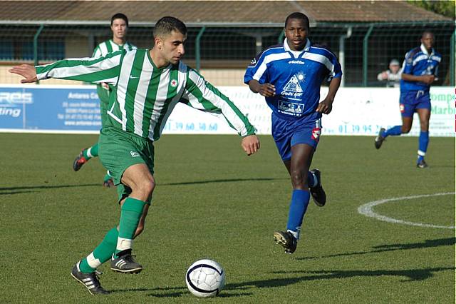 St Leu - Red Star