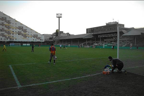 Red Star, 21 septembre