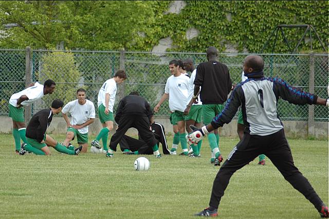 Br&eacute;tigny - Red Star