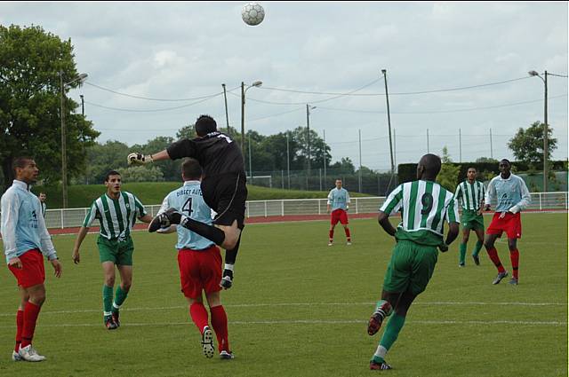 Br&eacute;tigny - Red Star