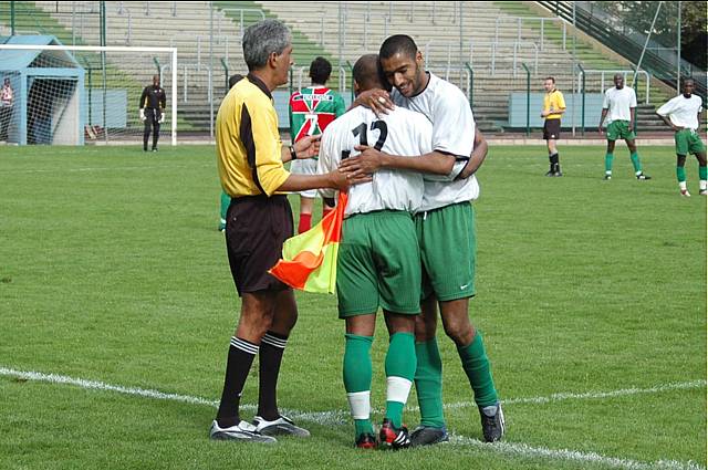 Red Star - Lusitanos