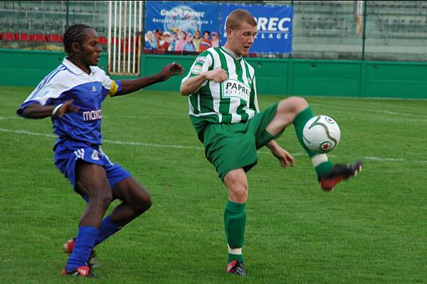 RED STAR FC 93 - OISSEL