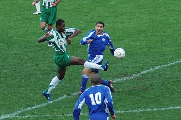 Lors de la derni�re journ�e, Red Star � Levallois (0-0), le duel entre Davidson Charles et Mohamed Chamma, joueur audonien, la saison derni�re
