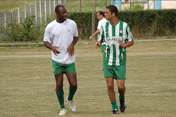 Eug�ne Kangulungu et Nabile Yessad