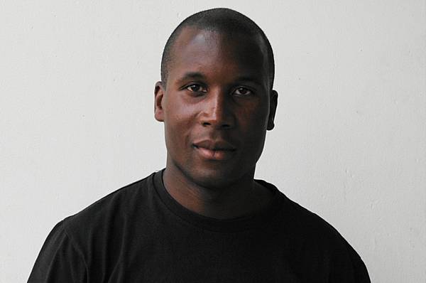 Eric Lacomat, n� le 25 mars 1978 � Montreuil-sous-Bois (93), d�fenseur