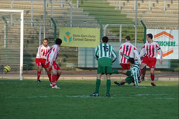 RED STAR FC 93 - SAINT-QUENTIN