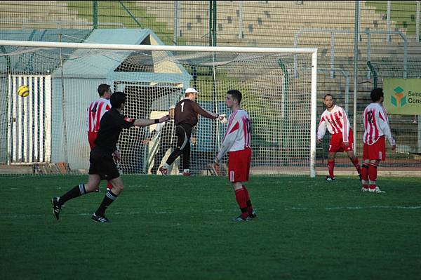 RED STAR FC 93 - SAINT-QUENTIN