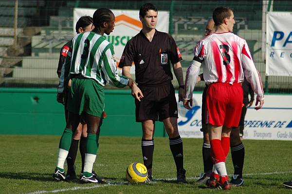 RED STAR FC 93 - SAINT-QUENTIN