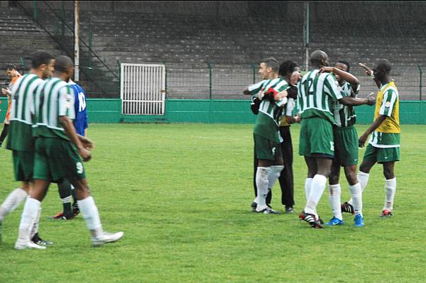 RED STAR FC 93 - CHANTILLY