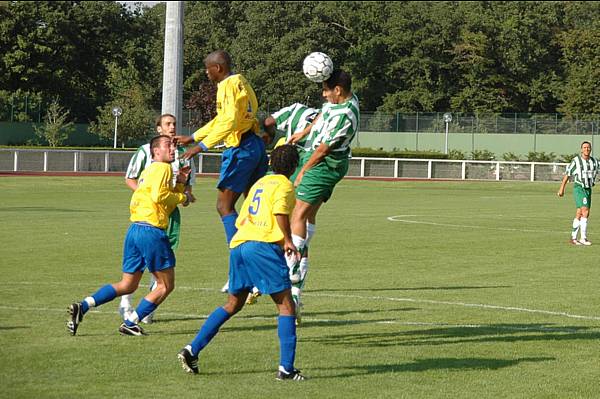 POISSY - RED STAR FC 93