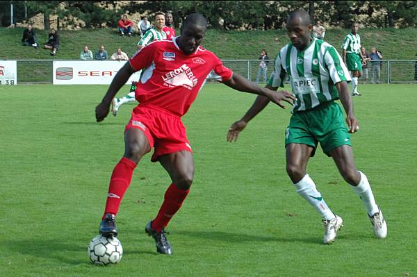 SAINTE-GENEVIEVE-DES-BOIS - RED STAR FC 93