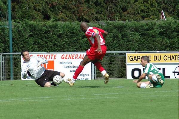 SAINTE-GENEVIEVE-DES-BOIS - RED STAR FC 93