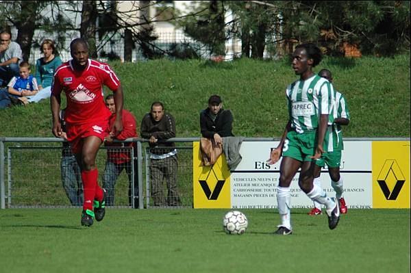 SAINTE-GENEVIEVE-DES-BOIS - RED STAR FC 93