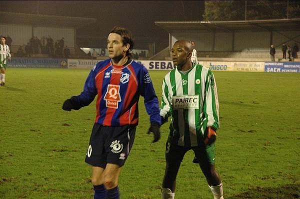 CONCARNEAU - RED STAR FC 93