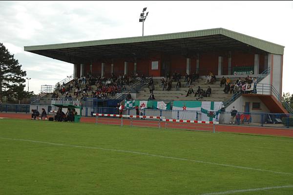 SAVIGNY-SUR-ORGE - RED STAR FC 93