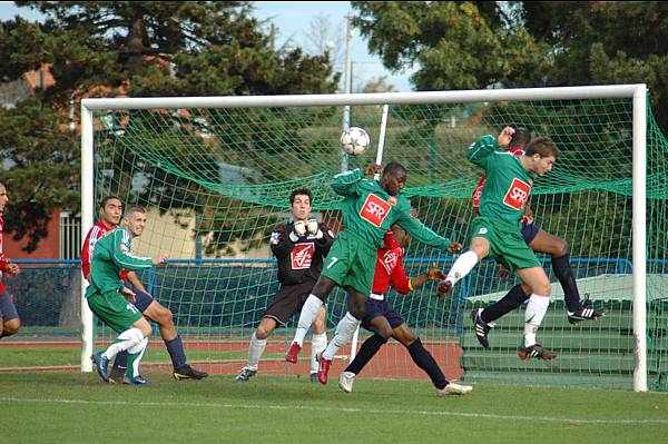 SAVIGNY-SUR-ORGE - RED STAR FC 93