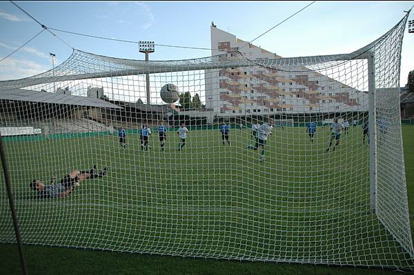 Red Star - Racing, Jullet 2005