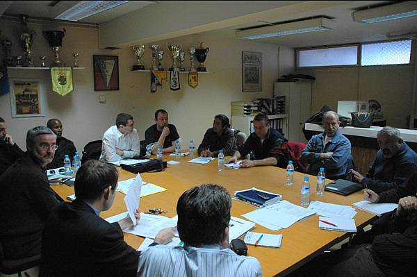 R�union de pr�paration des 110 ans du red Star, lundi matin, � Bauer
