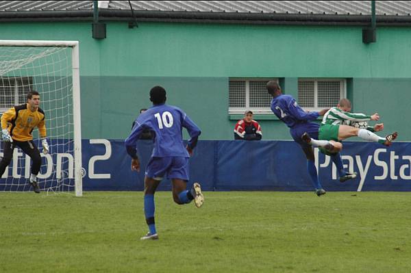 Sur cette action, Gr�gory Lefort va obtenir un penalty en sa faveur