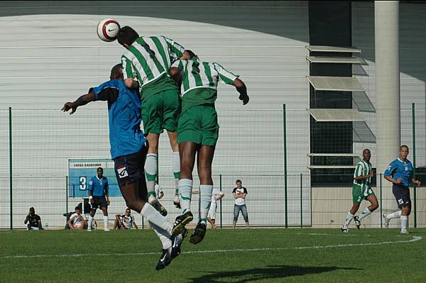 Eugne Kangulungu et Hernane Cavaleiro  esprent prendre de la hauteur cette saison avec le Red Star