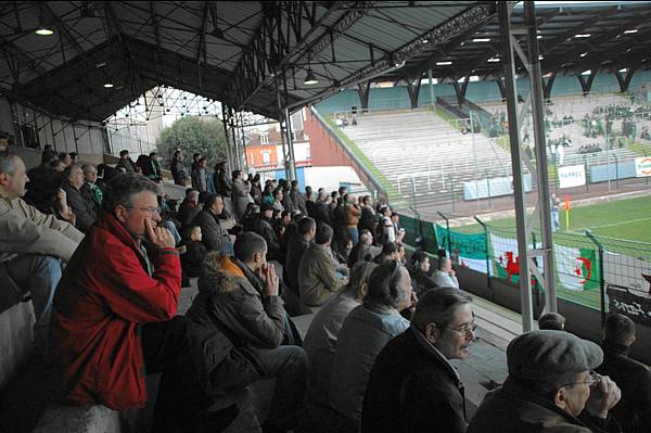 Les supporters du Red Star devront attendre le 25 aot pour voir, les Vert et Blanc jouer  domicile