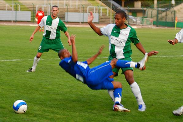 Abdenour Nemir et Ludovic Fardin font barrage