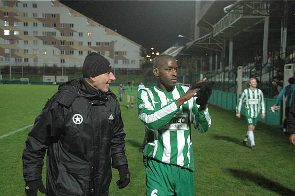 RED STAR FC 93 - SAINTE-GENEVIEVE-DES-BOIS
