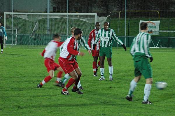 RED STAR FC 93 - SAINTE-GENEVIEVE-DES-BOIS