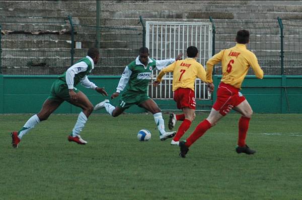 RED STAR FC 93 - VITRE