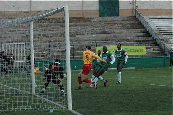 RED STAR FC 93 - VITRE