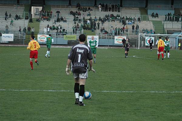 RED STAR FC 93 - VITRE