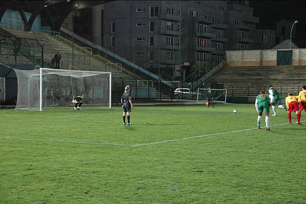 RED STAR FC 93 - VITRE