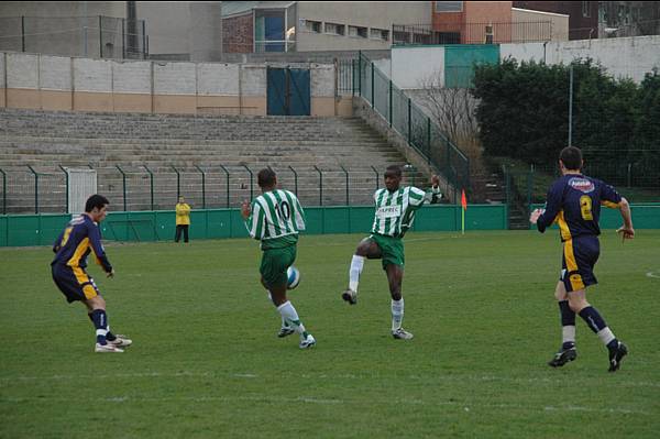 RED STAR FC 93 - PLABENNEC