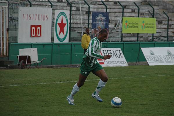 RED STAR FC 93 - PLABENNEC