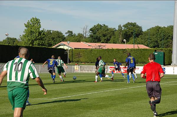 MOISSY-CRAMAYEL - RED STAR FC 93