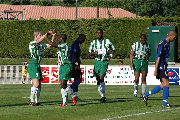 MOISSY-CRAMAYEL - RED STAR FC 93